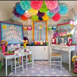 12 Decorative Paper poms